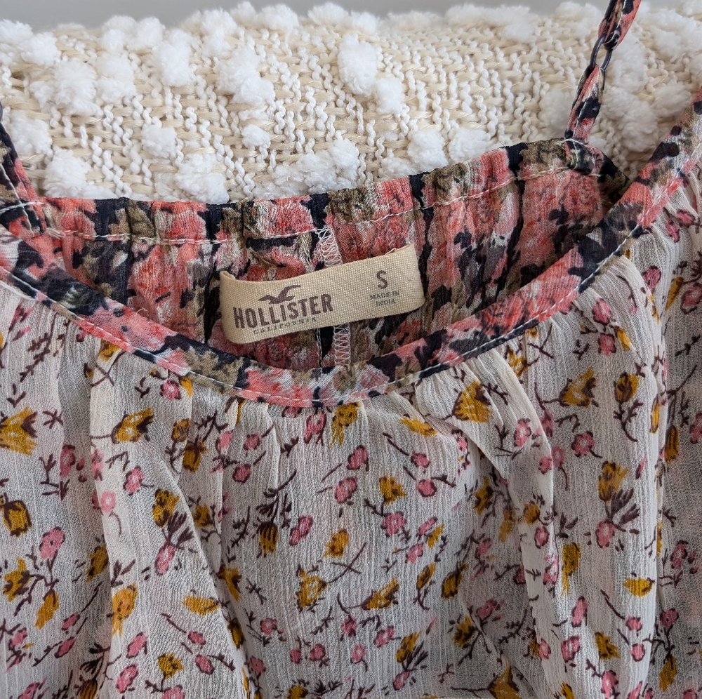Hollister Layer Ruffle Tank Top - Picture 3 of 5